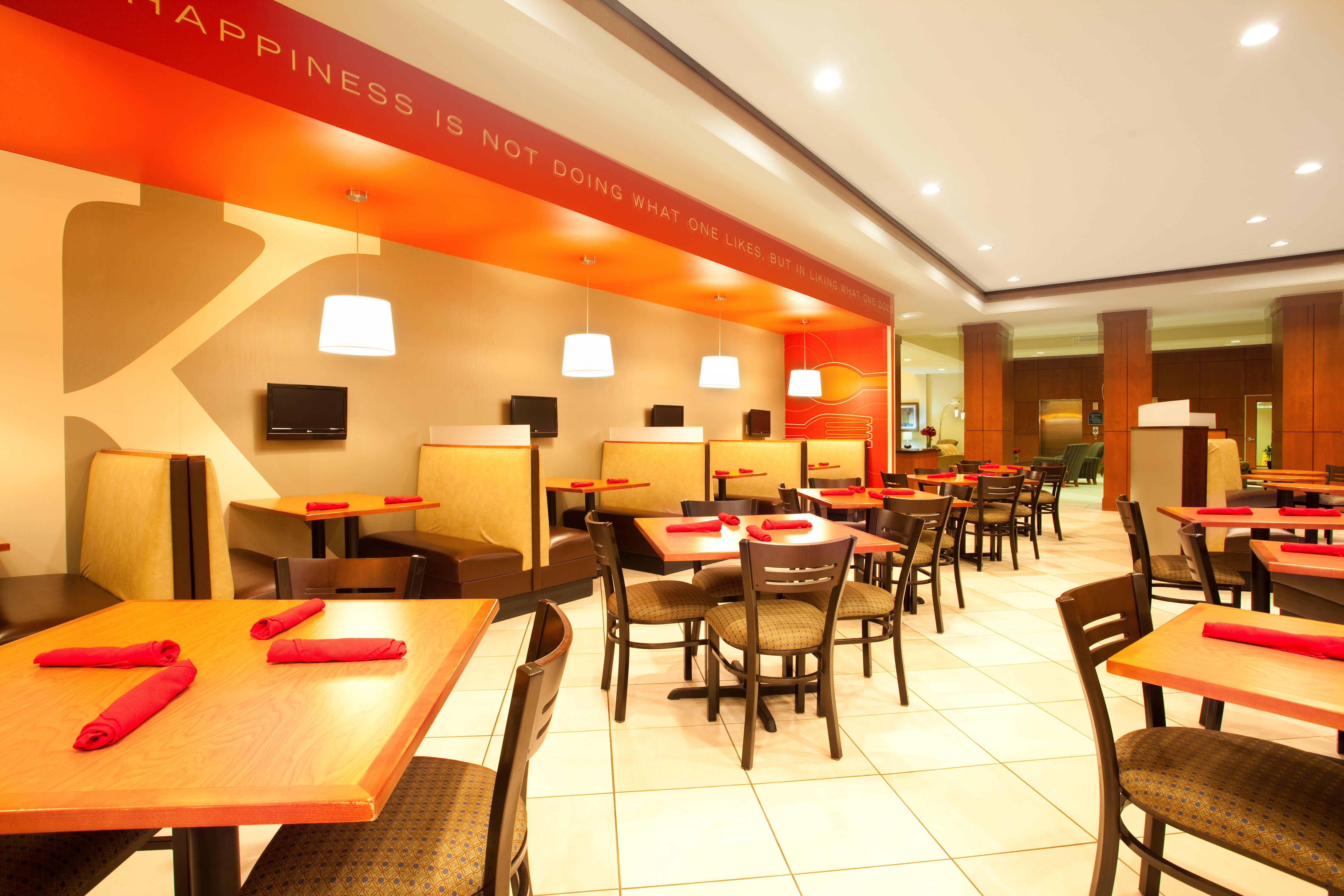 Holiday Inn Aurora North - Naperville By Ihg Exterior photo